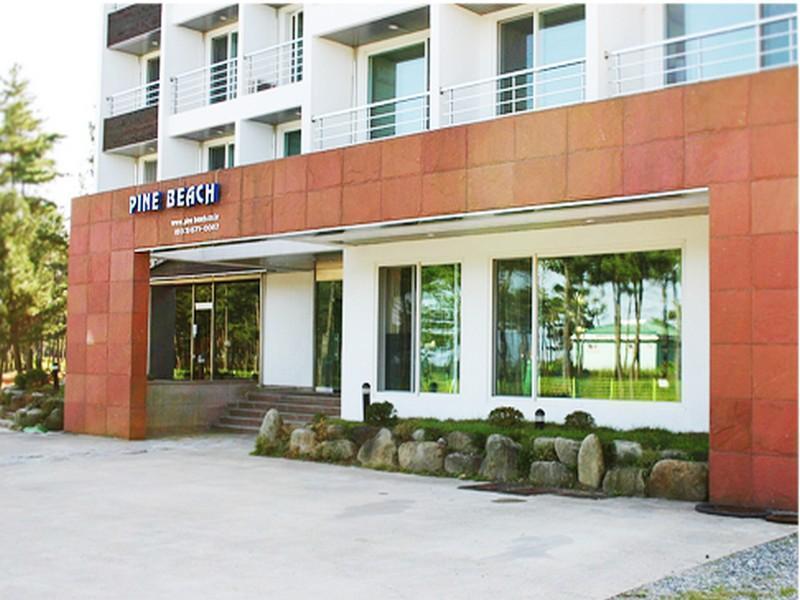 Pine Beach Yangyang Buitenkant foto