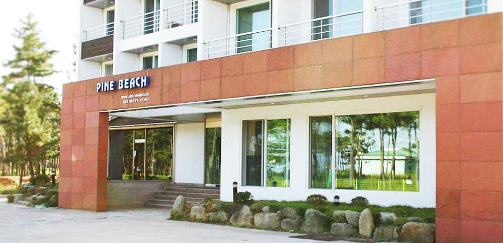 Pine Beach Yangyang Buitenkant foto