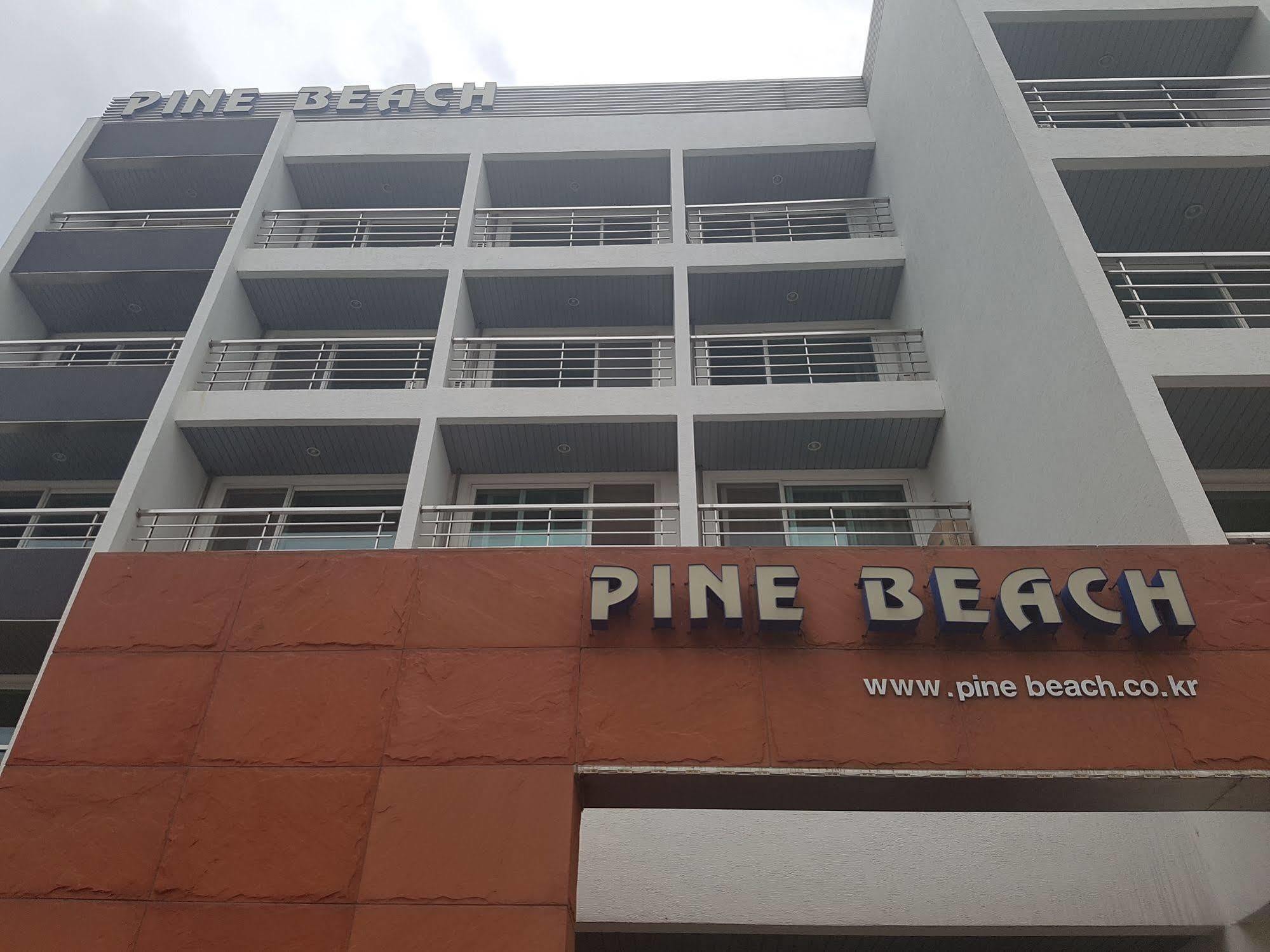 Pine Beach Yangyang Buitenkant foto